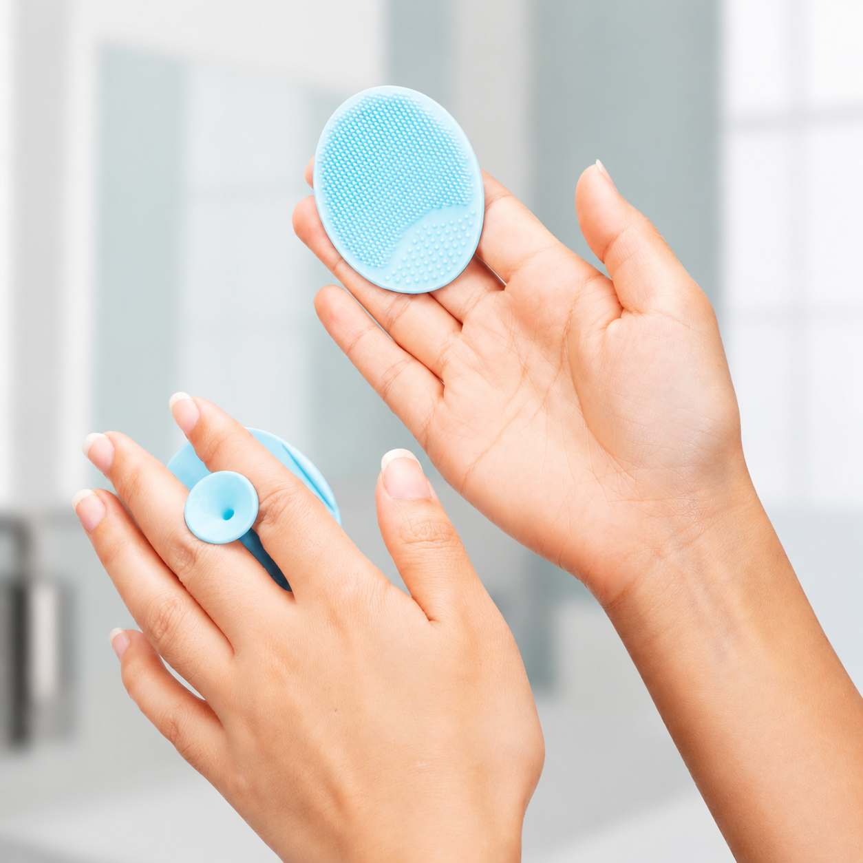 Soft Silicone Facial Scrubber Cleansing Brush