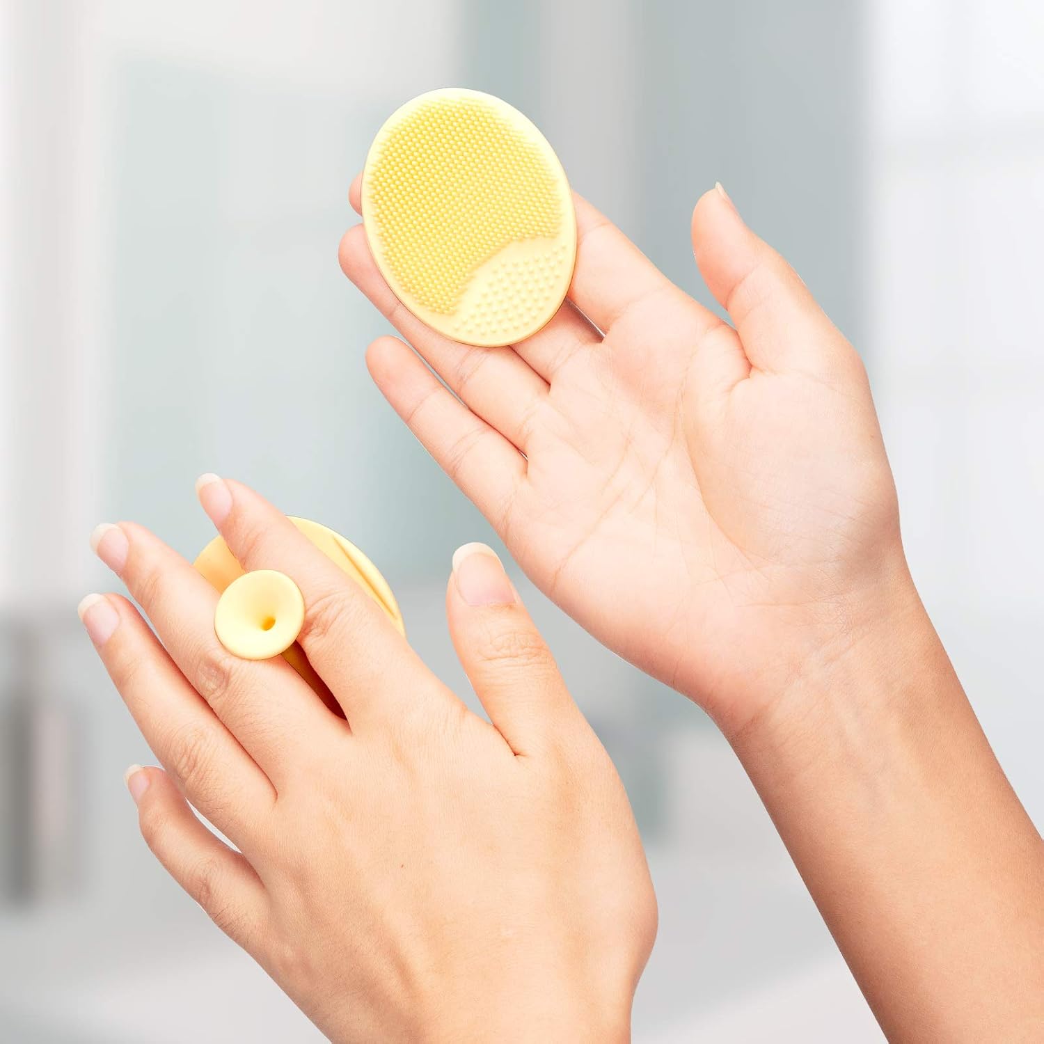 Soft Silicone Facial Scrubber Cleansing Brush